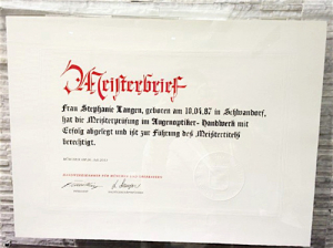 ドイツ国家公認眼鏡マイスターの証書