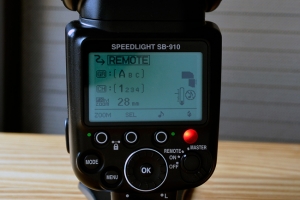 カンタン多灯ライティングに対応した、Nikon『SB-910』