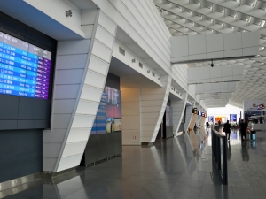 台北・桃園国際空港の第1ターミナルに到着。