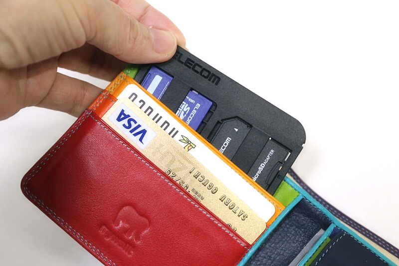 財布に収納できる エレコムのカードケース付きsdカード Dime アットダイム