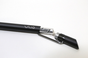 『VAIO Z』シリーズ用のスタイラスペン。