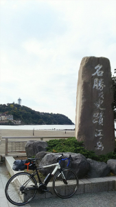平地区間はエコモードを中心に走行。神奈川・江の島まで56kmでバッテリー残量は2／3