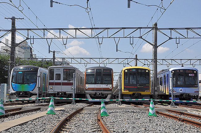 西武 東武 メトロ 東急 横浜高速鉄道の車両が集結した 東京メトロどきどき体験隊inわこう18 Dime アットダイム
