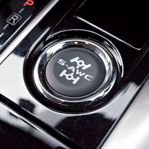 〝4WDの三菱〟を象徴する先進の車両制御システム