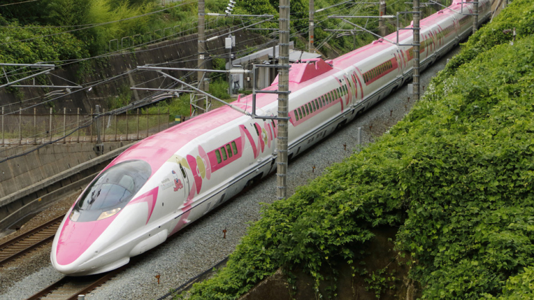 エヴァから世界一kawaii列車へ ハローキティ新幹線のスッピンを公開 Dime アットダイム