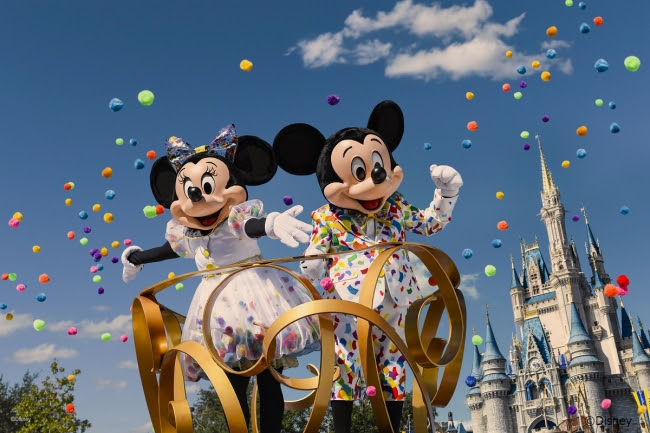 米ディズニーリゾートでミッキーマウスとミニーマウスの生誕90周年を記念した限定イベントを開催 Dime アットダイム