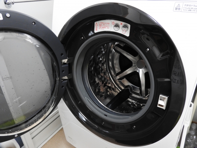 狭い場所に置けるコンパクトサイズのドラム式洗濯機おすすめモデル8選 ...