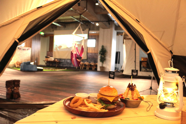 2ページ目 グランピングや室内テント泊が体験できる老舗ブランドのカフェ Grand Lodge Cafe Dime アットダイム