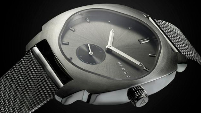 スクエアデザインで人を魅了するスウェーデン発の腕時計 Pedral Dime アットダイム