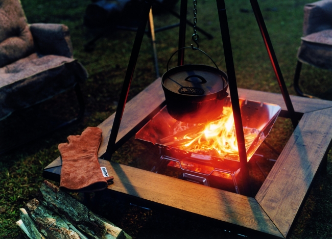 庭があったらぜひ置きたい 囲炉裏スタイルでたき火が楽しめる癒し系テーブル Dime アットダイム