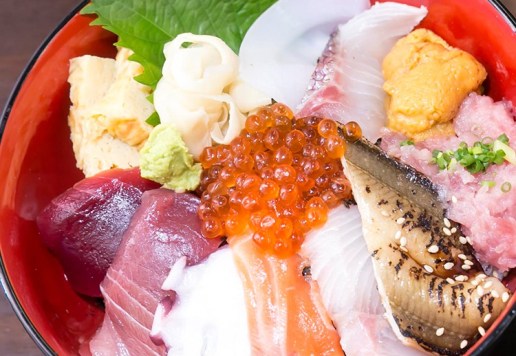 新鮮な魚介を堪能するならやっぱりココ 朝から晩までおいしい海鮮丼が楽しめる築地の人気店10選 Dime アットダイム
