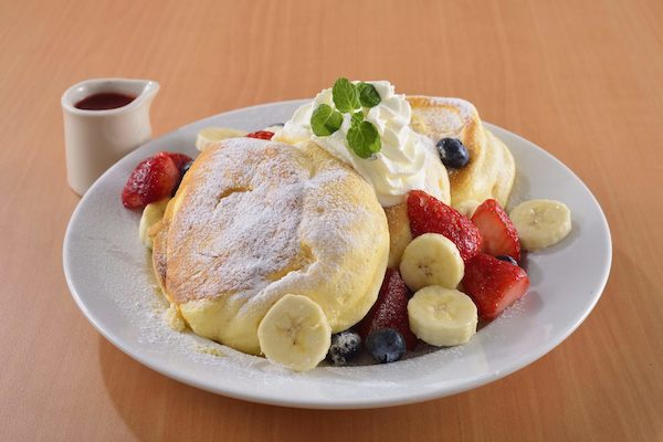 ふわふわ系からフルーツたっぷり系まで 新宿で食べられる絶品パンケーキの店10選 Dime アットダイム