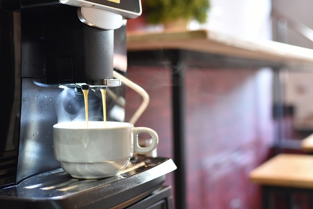 コーヒーメーカーによってどこまで味に違いが出る 抽出方式の違いとメーカーの特徴 Dime アットダイム
