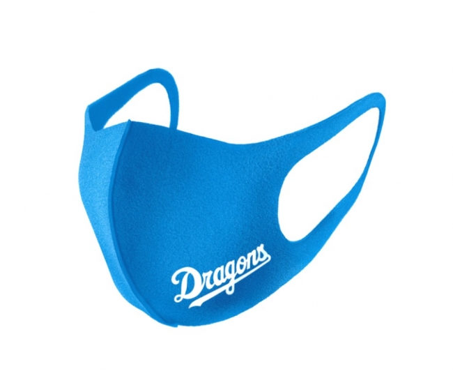 青い鉄壁 アラクスが中日ドラゴンズの球団ロゴを配した青いマスクを発売 Dime アットダイム