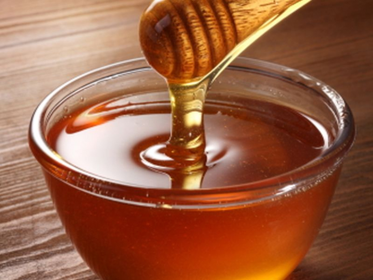 喉の痛みや咳といった風邪の症状を蜂蜜で和らげられる可能性 オックスフォード大学研究 Dime アットダイム