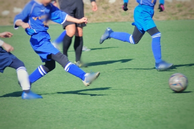 蹴り方によってこんなに種類が サッカーのシュート力がアップする基本テクニック Dime アットダイム