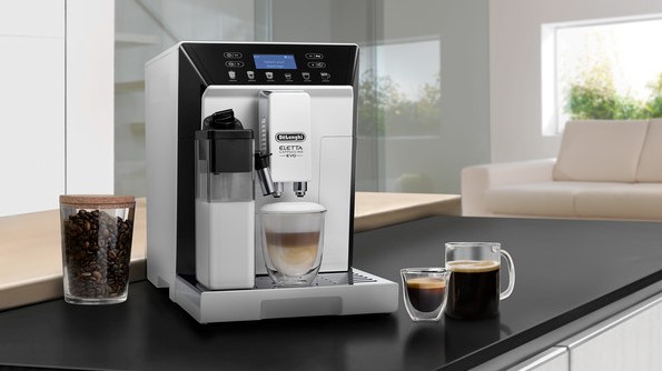 デロンギが自動ミルクフォーム機能を搭載した全自動コーヒーマシン 