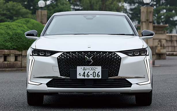 DS『DS 4 CROSSBACK』