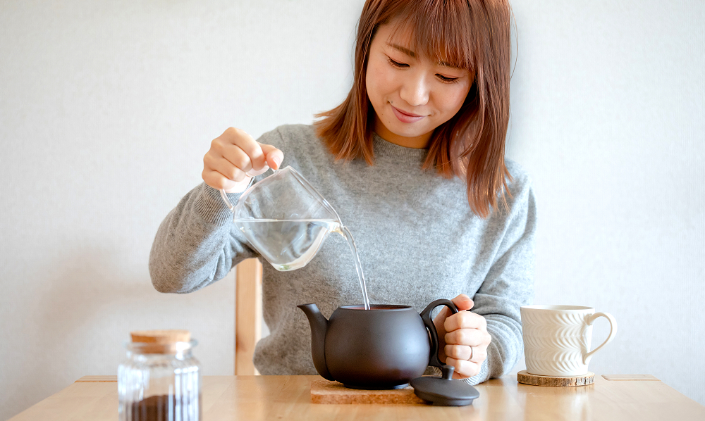 雑味、酸味、渋味も吸収！プロ級のコーヒーの味を楽しめる常滑焼の