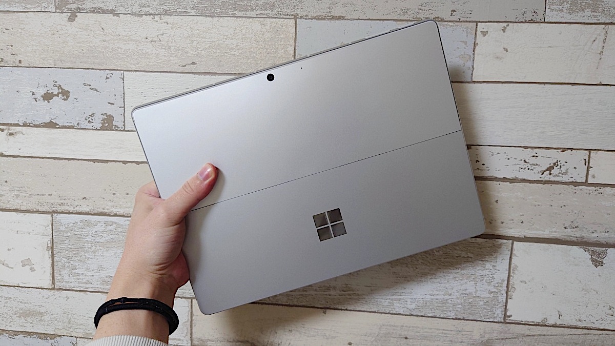 Hothotレビュー】AIとクラウドでタブレット/2in1の新たな価値を創造する「Surface Go 4」 - PC Watch