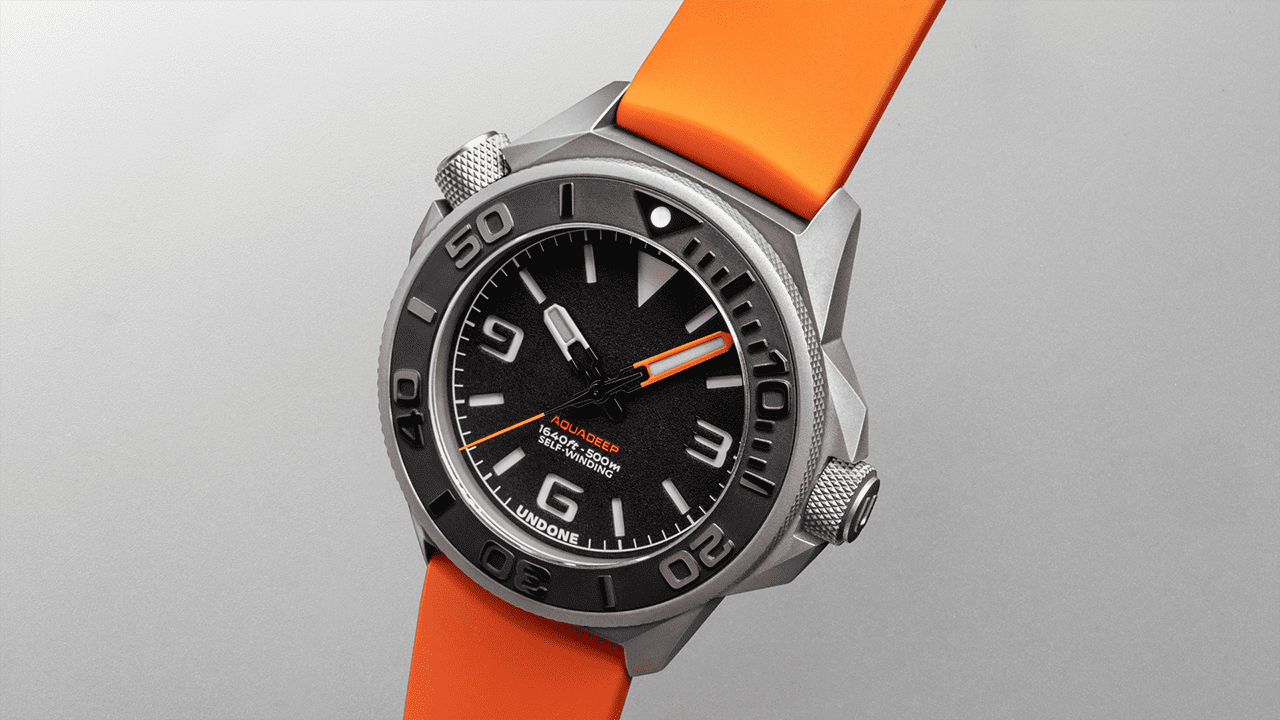 ■新品！■ ダイバーズウォッチ　オレンジバンド メンズ レディース 腕時計