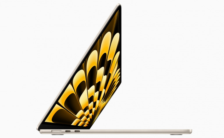 厚さわずか11.5mm！15インチの新型「MacBook Air」は買いなのか