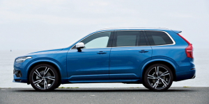 ボルボ『XC90 T6 AWD R-Design』