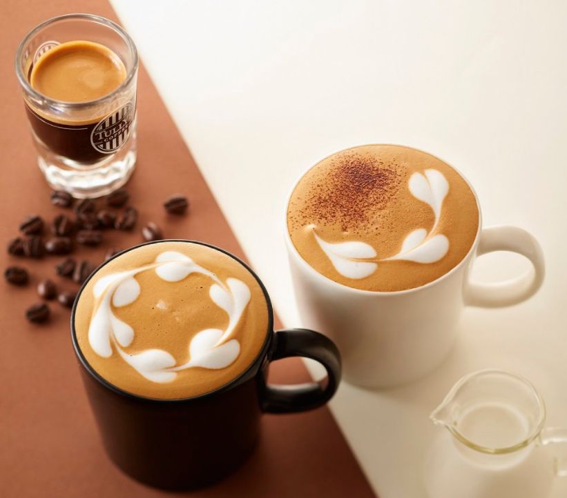 知ってる?カプチーノ、カフェラテに続く第3のラテ「フラットホワイト」|@DIME アットダイム Bild & Inspiration 知ってる?カプチーノ、カフェラテに続く第3のラテ「フラットホワイト」|@DIME アットダイム Bildidee