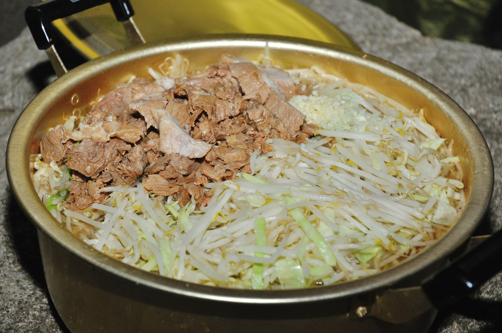 安い ラーメン 二郎 鍋