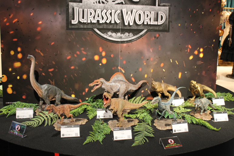 恐竜たちが勢揃い！ジュラシック・ワールドをテーマにしたイベント「Prime 1 Studio Presents Jurassic World  Gallery 2021」の見どころ｜@DIME アットダイム