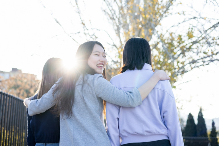 「従姉」と「従妹」の読み方は?覚えておきたい親族の書き分け方|@DIME アットダイム