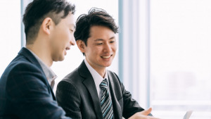 ビジネスシーンでよく聞く言葉「不躾ながら」の正しい使い方と例文集|@DIME アットダイム