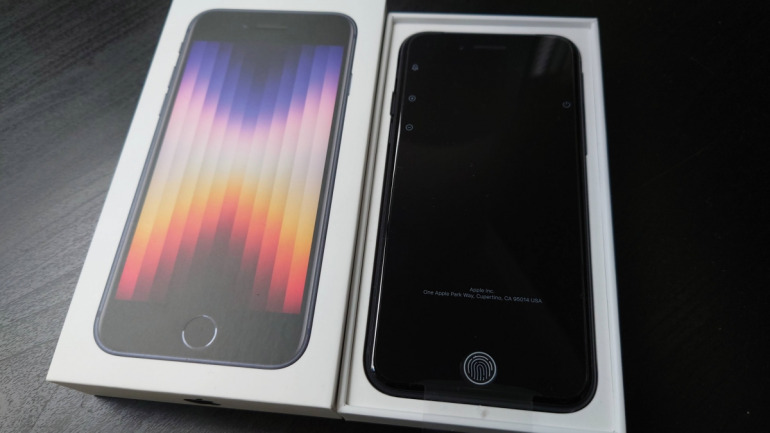 Apple - 【先着順】iPhoneSE 本日支払いにて本日発送 Apple - 【先着順】iPhoneSE 本日支払いにて本日発送 Appleの