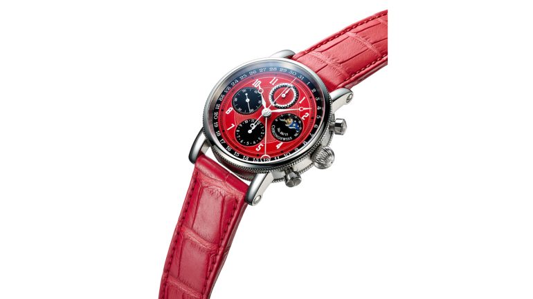 力強いレッドが目を引くクロノスイスのモダンメカニカルなタイムピース「LUNAR CHRONOGRAPH RED OWL」