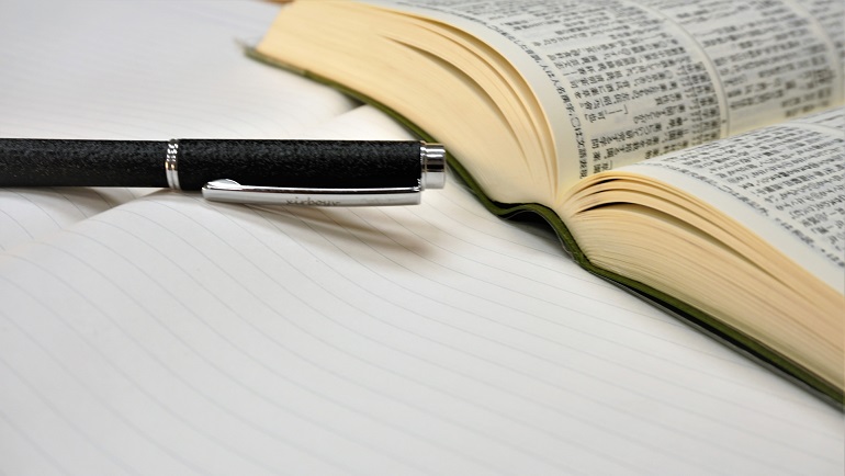 辞書のイメージ