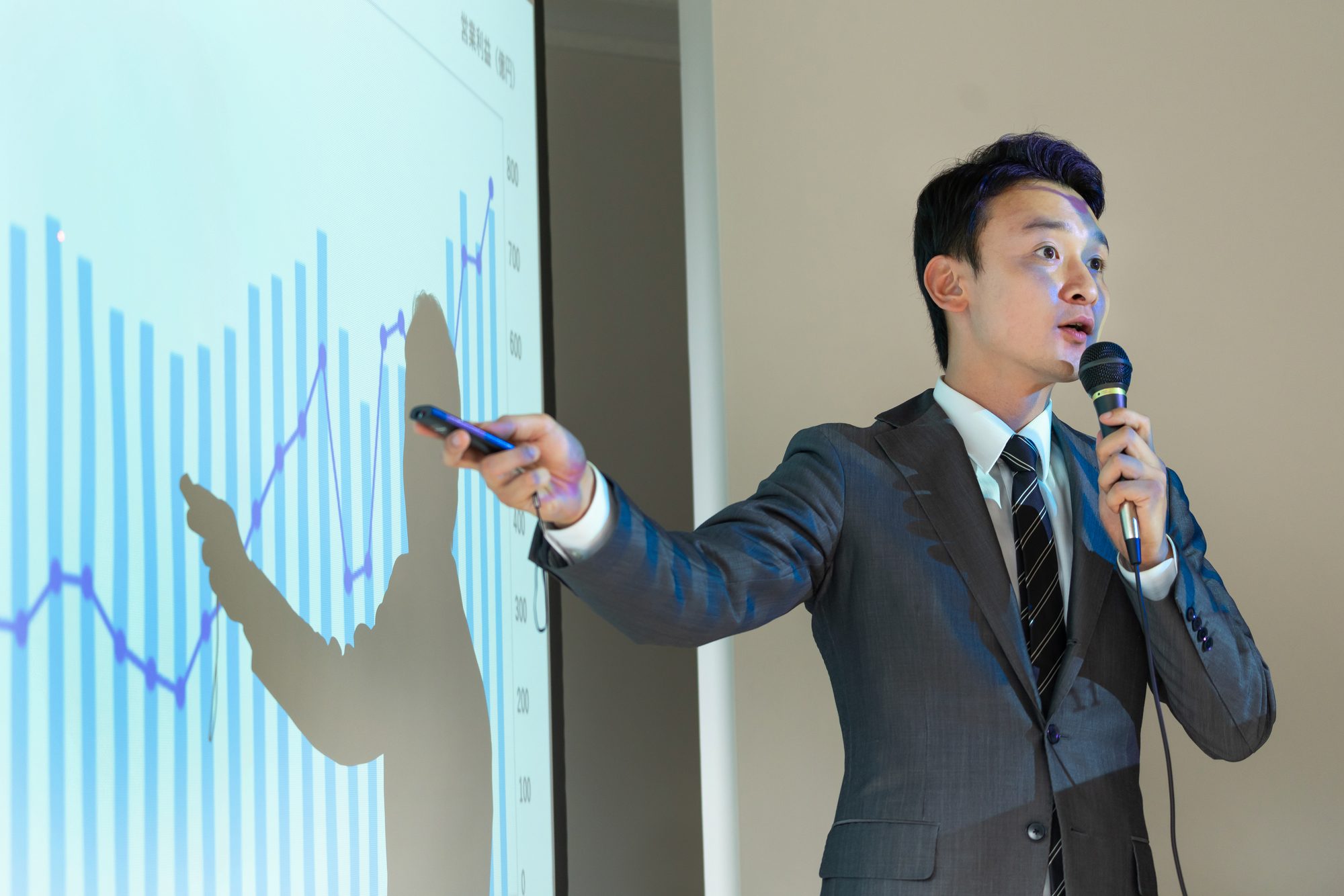 プレゼンテーション