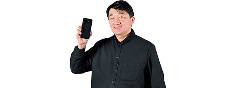 山根康宏さん