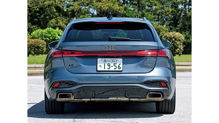 アウディ『A5 アバント TFSI クアトロ』