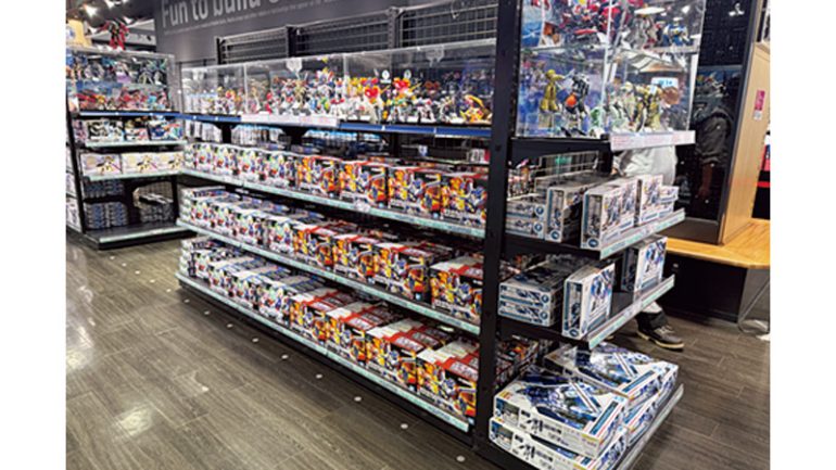 新作の発売日には行列も!