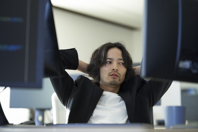 仕事をさぼる