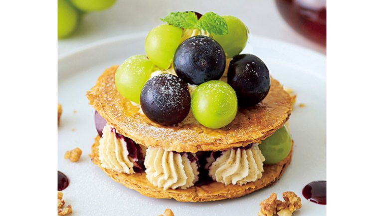 Afternoon Tea TEAROOM『ぶどうとアールグレイのミルフィーユ』