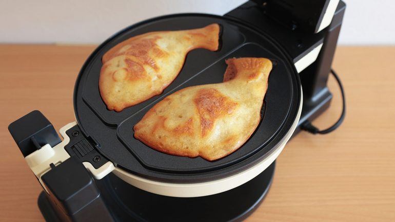 タコ焼きもタイ焼きも〝回転〟で完成！サンコーの「ぐるり庵」で屋台の