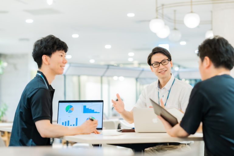 マーケティング会議