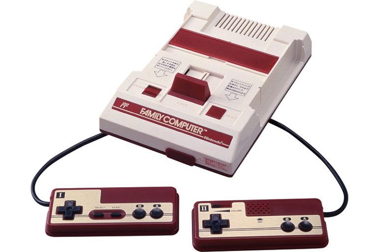 任天堂『ファミリーコンピュータ』