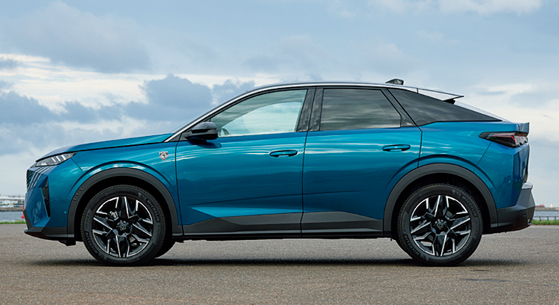 プジョー『3008』