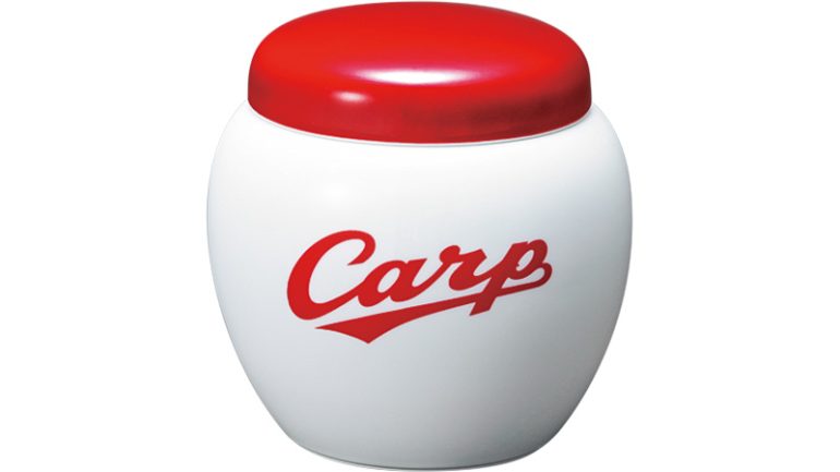 『カープ骨壺（レッド）』