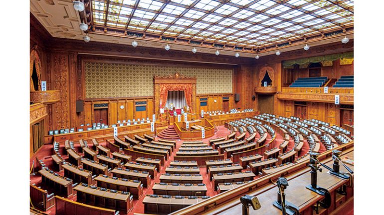 国会議員 女性の割合