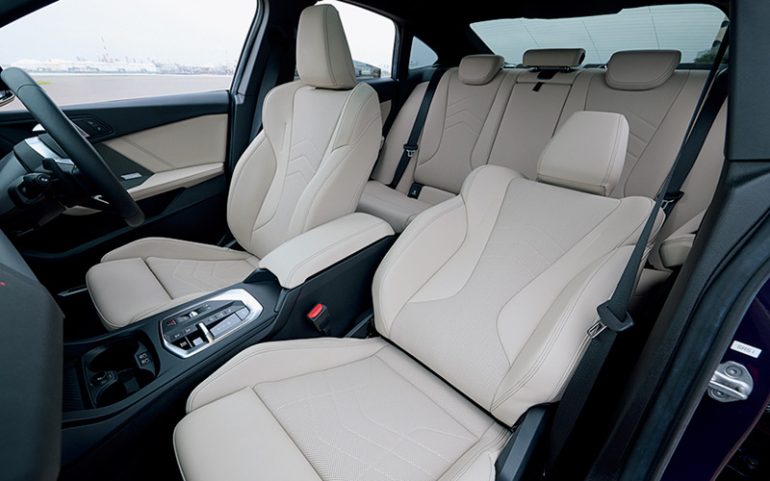 BMW『220d グラン クーペ』