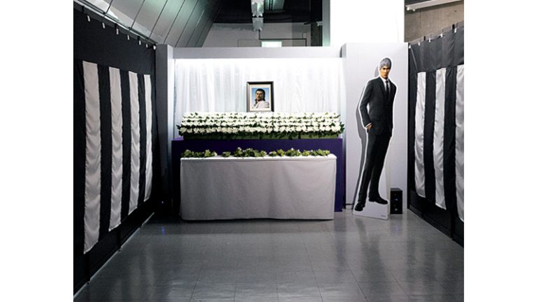 命を落としたキャラの葬儀場まで！