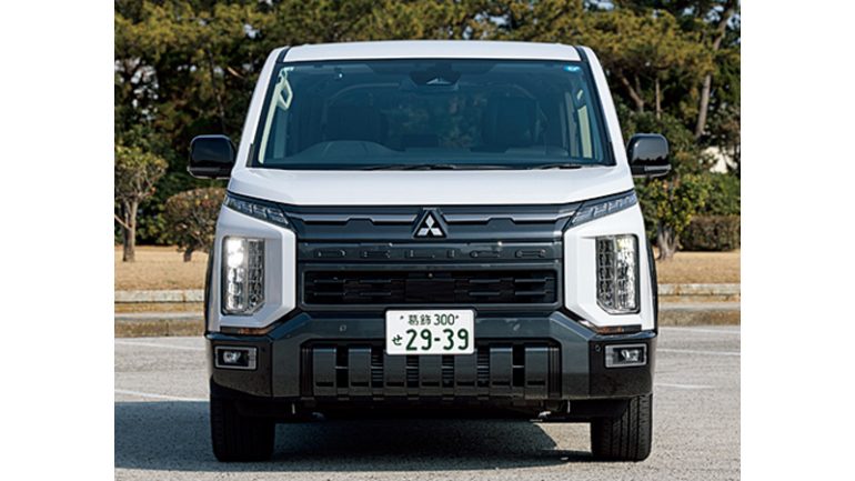 三菱『デリカD：5』